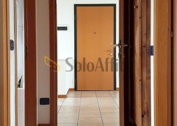 disimpegno notte.jpg - Appartamento via galvani  2, Solaro - foto 4