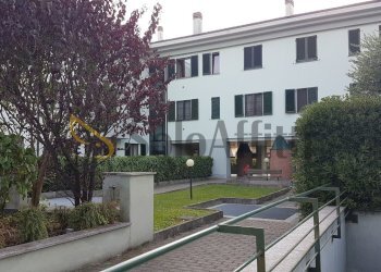 giardino condominiale - Appartamento via galvani  2, Solaro - foto 14