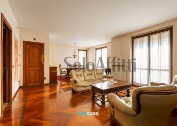 F02 - Quadrilocale Via Salvo D'Acquisto 9, Busto Arsizio - foto 2