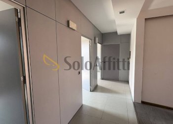 WhatsApp Image 2026-07-28 at 17.02.32 (1) - Office Piazza Santa Maria 1, Busto Arsizio - photo 5