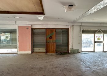 dettaglio - Commercial Premises Via Vincenzo Petruzzi 49, Putignano - photo 6