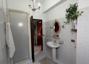 bagno - Three-room apartment Mascalucia - photo 23