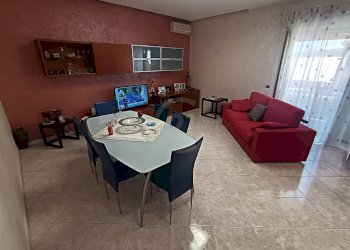 14 - Soggiorno - Appartamento Via Texas 13, Biancavilla - foto 14