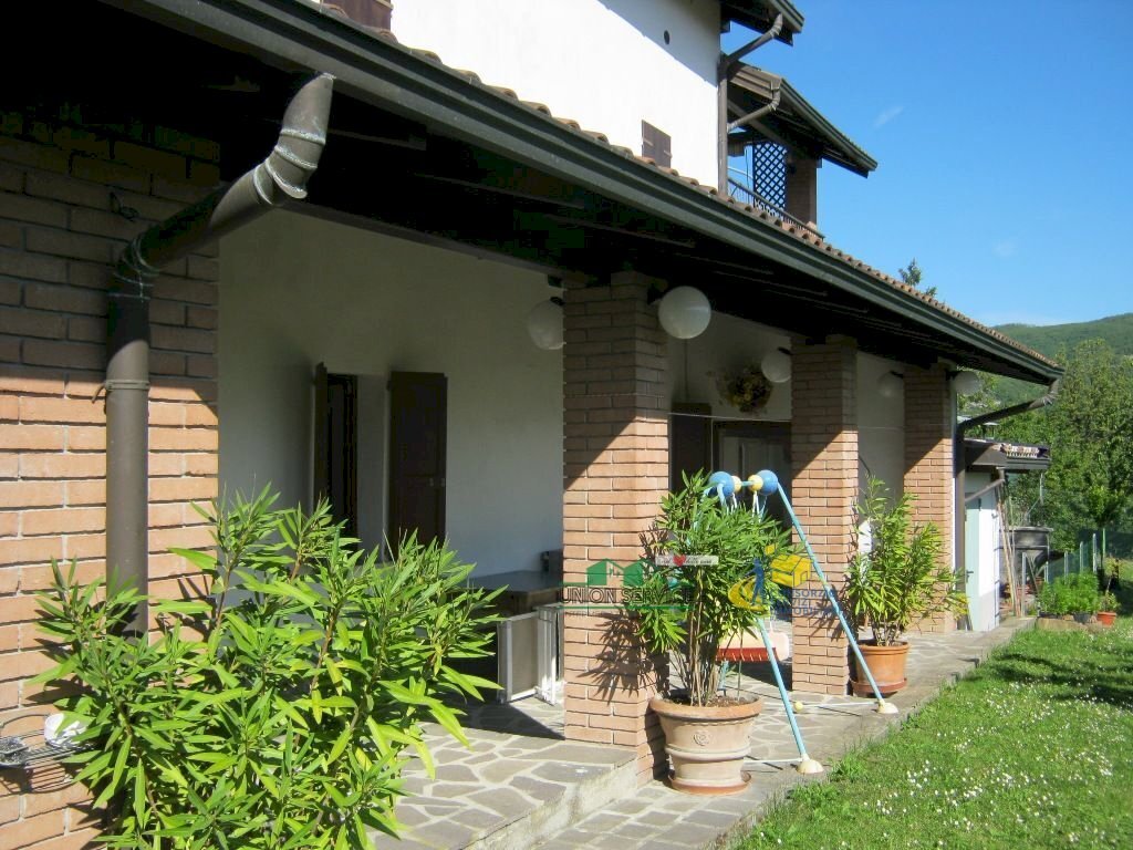 IMG_3766.JPG - Villa Strada Bergotto 42, Berceto - foto 2