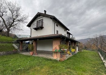 IMG_E3031.JPG - Villa Strada Bergotto 42, Berceto - photo 1