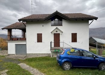 IMG_E3036.JPG - Villa Strada Bergotto 42, Berceto - photo 24