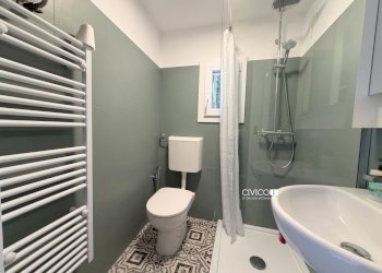 bagno - Magazzino Calle de Ca' Donà 2503, Venezia (zona San Polo) - foto 6