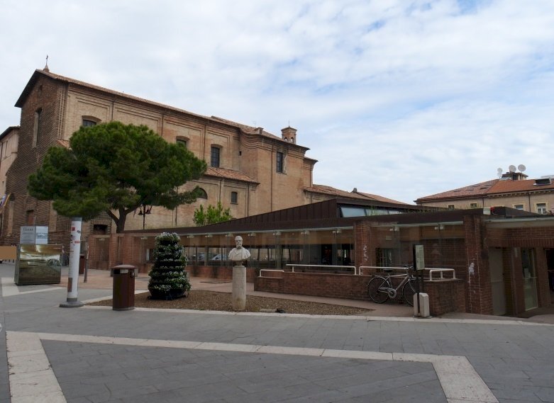 piazza Ferrari - Locale Commerciale Piazza Luigi Ferrari 30, Rimini - foto 2