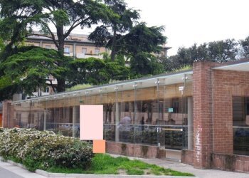 Domus Chirurgo - Locale Commerciale Piazza Luigi Ferrari 30, Rimini - foto 1