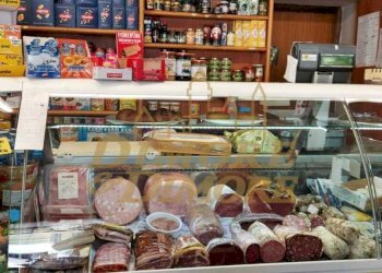 Foto banco con salumi primo piano - Alimentari - Gastronomia Premosello-Chiovenda - foto 6