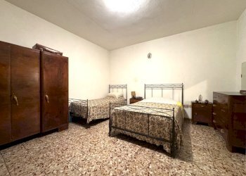 camera da letto - Townhouse Via Bolognese Nord 2, Vernio - photo 15
