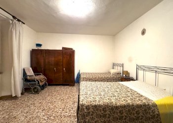 camera da letto - Townhouse Via Bolognese Nord 2, Vernio - photo 16