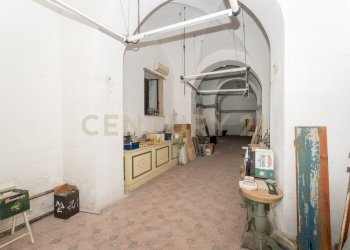 Bottega Gemmellaro (15) - Locale Commerciale Via Gemmellaro 10, Catania - foto 15