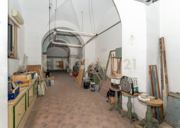 Bottega Gemmellaro (17) - Locale Commerciale Via Gemmellaro 10, Catania - foto 17