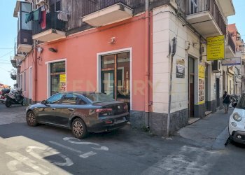 Bottega barriera (4) - Locale Commerciale Via del Bosco, Catania - foto 3
