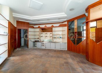 Bottega barriera (14) - Locale Commerciale Via del Bosco, Catania - foto 17