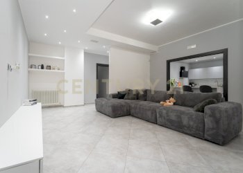 Via Giuseppe Mazzaglia 7 (11) - Three-room apartment Via Giuseppe Mazzaglia 7, Catania - photo 4
