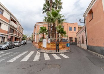 Piazza Marconi 1 (1) - Villa Piazza Guglielmo Marconi 1, Camporotondo Etneo - foto 1