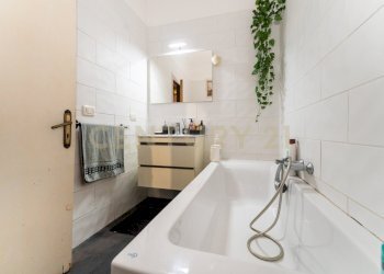 Piazza Marconi 1 (18) - Villa Piazza Guglielmo Marconi 1, Camporotondo Etneo - foto 18