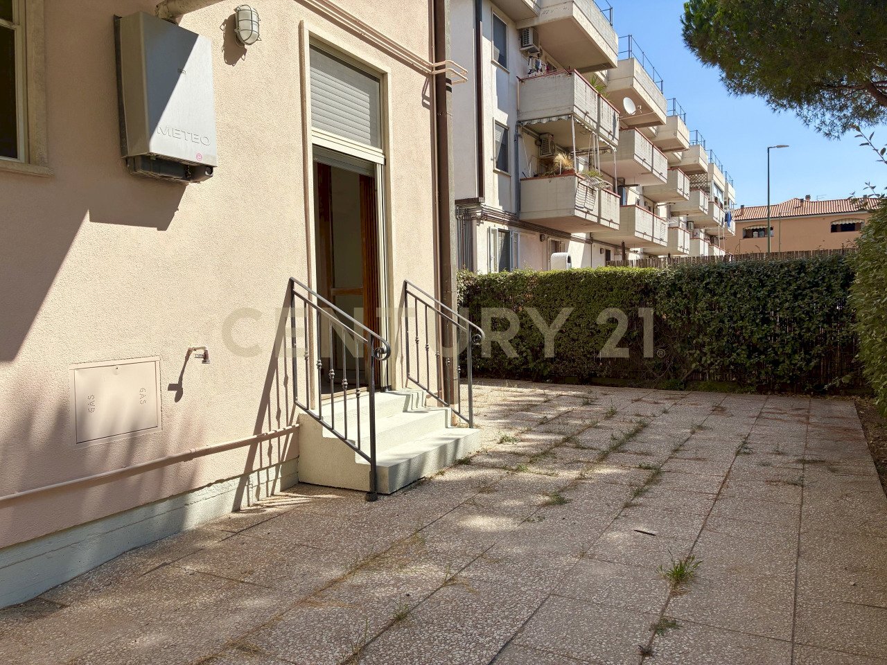 corte esclusiva - Commercial Premises Via della Pace 50, Orbetello - photo 1