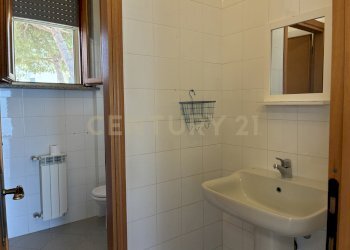 bagno - Commercial Premises Via della Pace 50, Orbetello - photo 6
