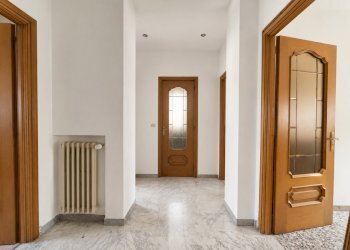 4D3E27DC-E6A1-43A5-A90F-EB2AC7698CD2 - Appartamento Strada al Traforo di Pino 8, Torino (zona Sassi) - foto 2
