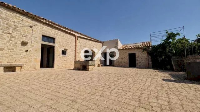 Villa Rosolini - photo 3