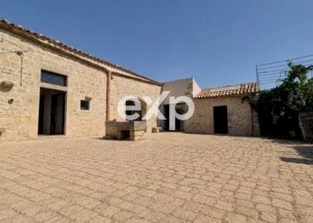 Villa Rosolini - photo 3
