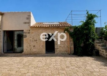Villa Rosolini - photo 16