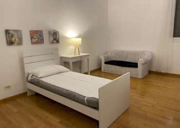 Foto immobile - Trilocale Via Monaldo Calari, Bologna (zona Centro Storico) - foto 12