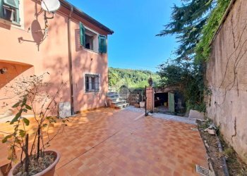 Apartment Via Bartolomeo Parodi, Ceranesi - photo 4