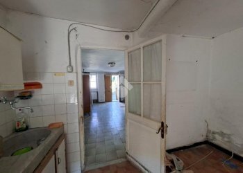 Three-room apartment Via Bartolomeo Parodi, Ceranesi - photo 12