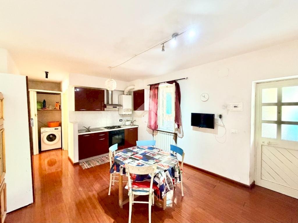 Three-room apartment Emilio Vecchia, Varazze - photo 3