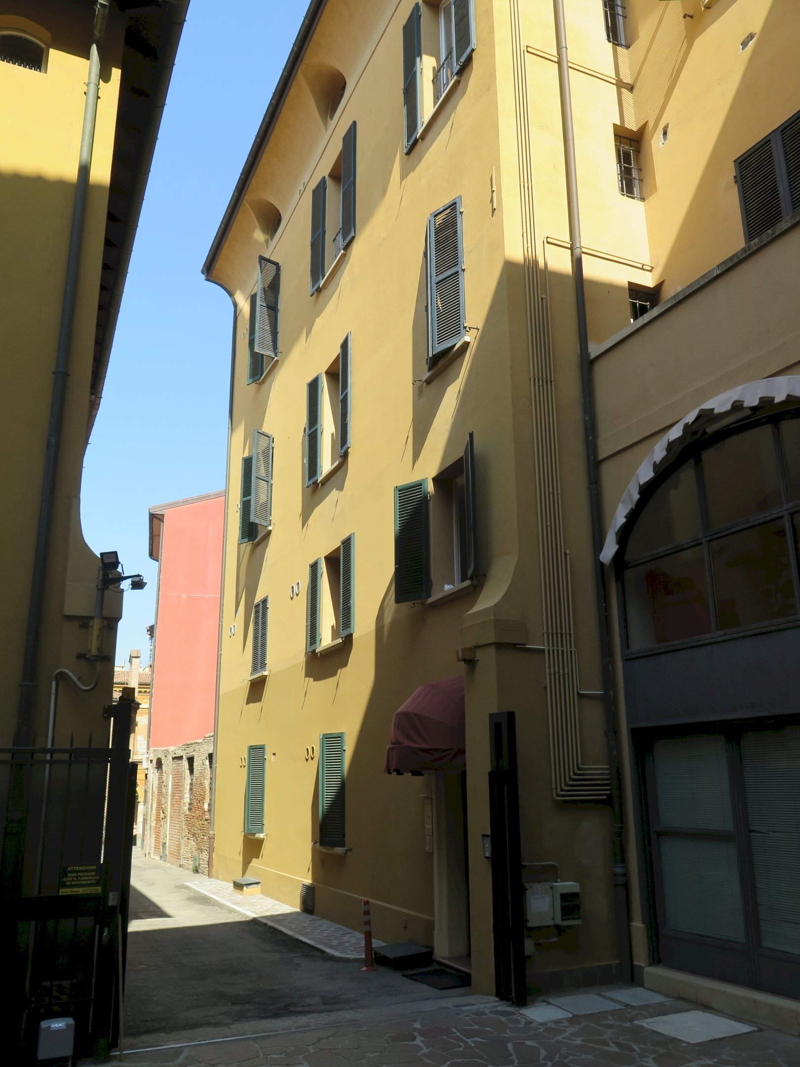 Trilocale Bologna (zona Centro Storico) - foto 1