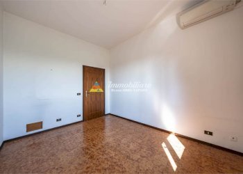 Portion of a house VIA BENTINI 5, Malalbergo - photo 27