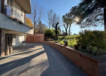 Giardino - Villa a Schiera Via del Fiume, frazione Idice, San Lazzaro di Savena - foto 37