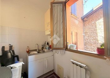 One-room apartment Via Sant'Apollinare, Valsamoggia (neighborhood Modena Est) - photo 9