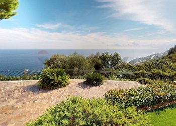 Villa Via Nuova Di Crevari, 169 
 Voltri, Genova (zona Voltri) - foto 1