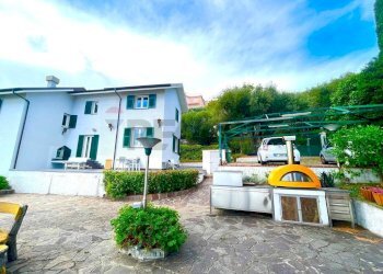Villa Via Nuova Di Crevari, 169 
 Voltri, Genova (zona Voltri) - foto 47
