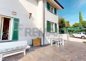 Villa Via Nuova Di Crevari, 169 
 Voltri, Genova (zona Voltri) - foto 48