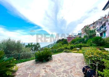 Villa Via Nuova Di Crevari, 169 
 Voltri, Genova (zona Voltri) - foto 60