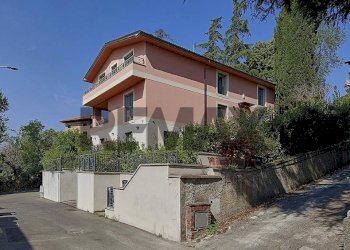 Trilocale Via Della Frasca, 24 
 Toscana, Bologna (zona Toscana) - foto 1