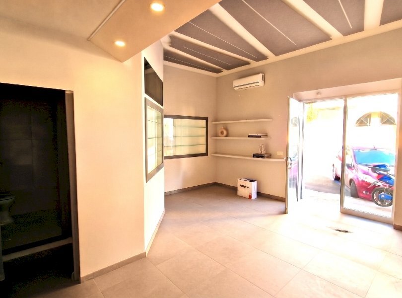 Commercial Premises Mondragone - photo 3