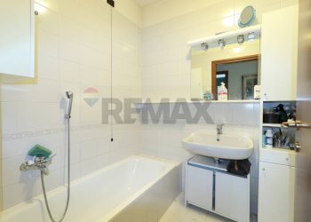 Three-room apartment Via Bartolomeo Bono, 8
Borgo Palazzo, Bergamo - photo 21