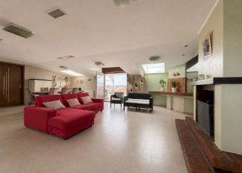 Four-room apartment Via Stupinigi, Nichelino - photo 3