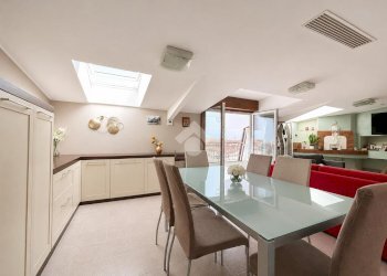 Four-room apartment Via Stupinigi, Nichelino - photo 10