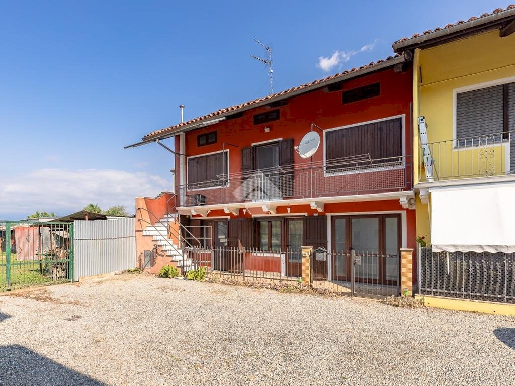 Semi-detached house Corso regina margherita, Albiano d'Ivrea - photo 1