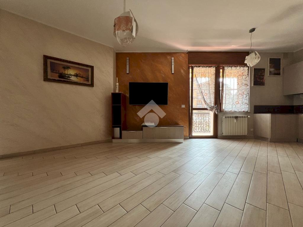Appartamento Via Nino Bixio, Orbassano - foto 3