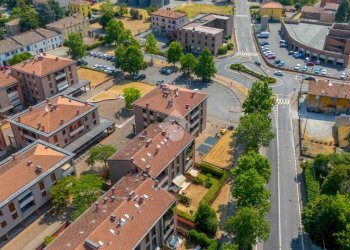 Three-room apartment Via Menconi, Langhirano - photo 1