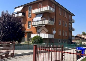 Three-room apartment Via Menconi, Langhirano - photo 9